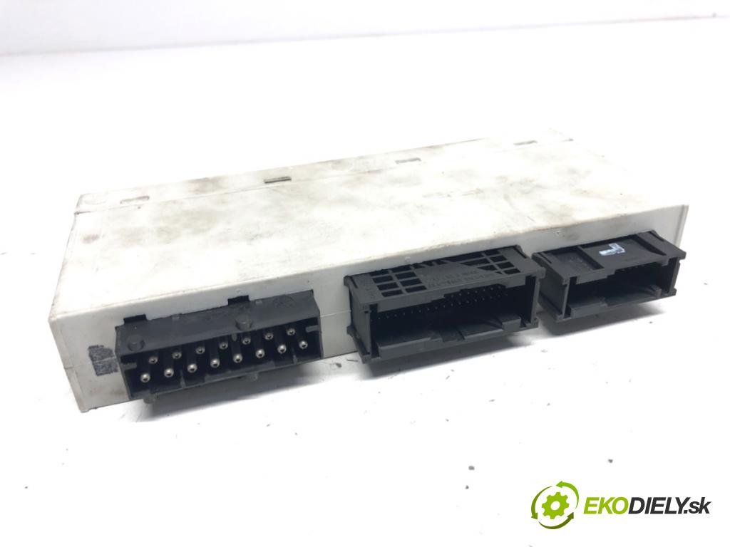 BMW E46 sedan 1998 87 kW 318 i 1895 modul komfortu 4533550 (Moduly komfortu)