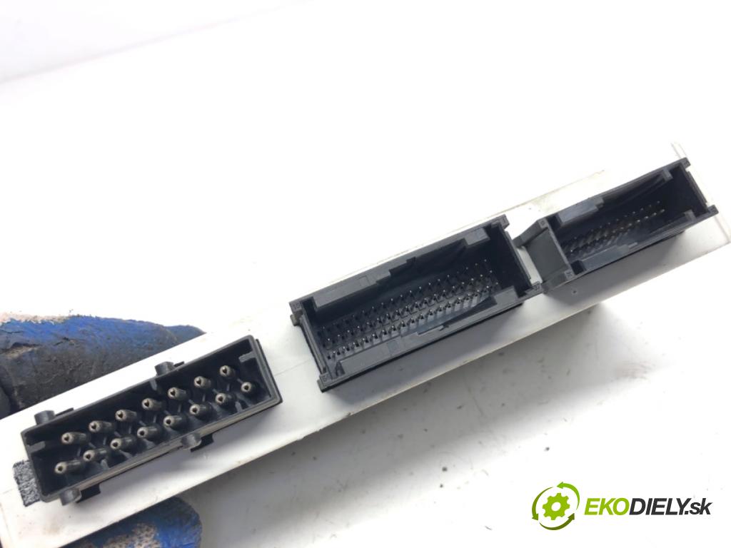 BMW E46 sedan 1998 87 kW 318 i 1895 modul komfortu 4533550 (Moduly komfortu)