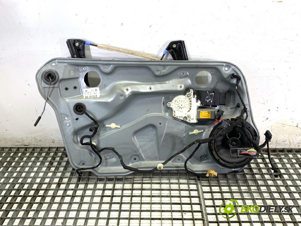 VW BORA I sedan 2001 85 kW 1.9 TDI 1896 mechanismus okna levý přední část 1J4837755E