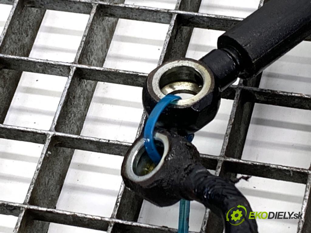 VW BORA I sedan 2001 85 kW 1.9 TDI 1896 hadica servočerpadlo  (Rúrka servočerpadla)