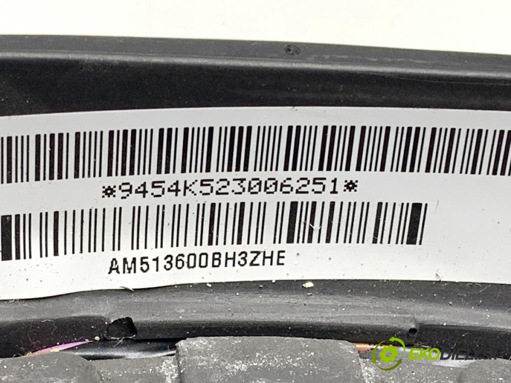 FORD KUGA II SUV 2015 110 kW 1.5 EcoBoost 1499 Volant AM513600BH (Volant)