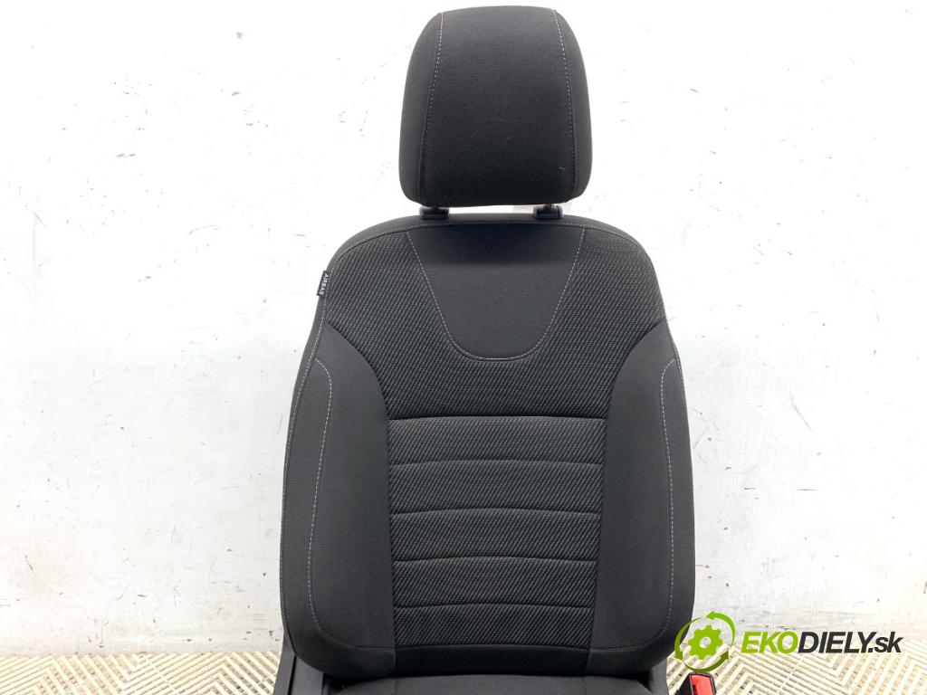FORD KUGA II SUV 2015 110 kW 1.5 EcoBoost 1499 Sedadlo pravy predný