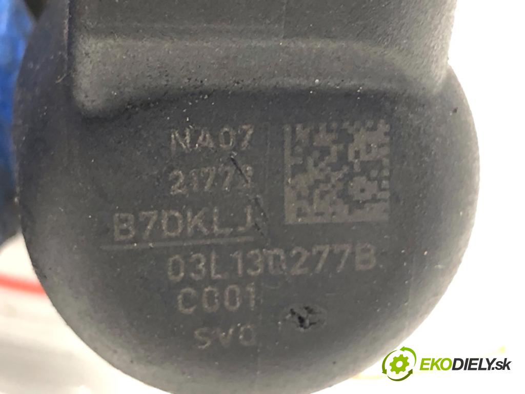 SKODA RAPID sedan 2014 77 kW 1.6 TDI 1598 vstrekovač 03L130277B (Vstrekovač paliva)