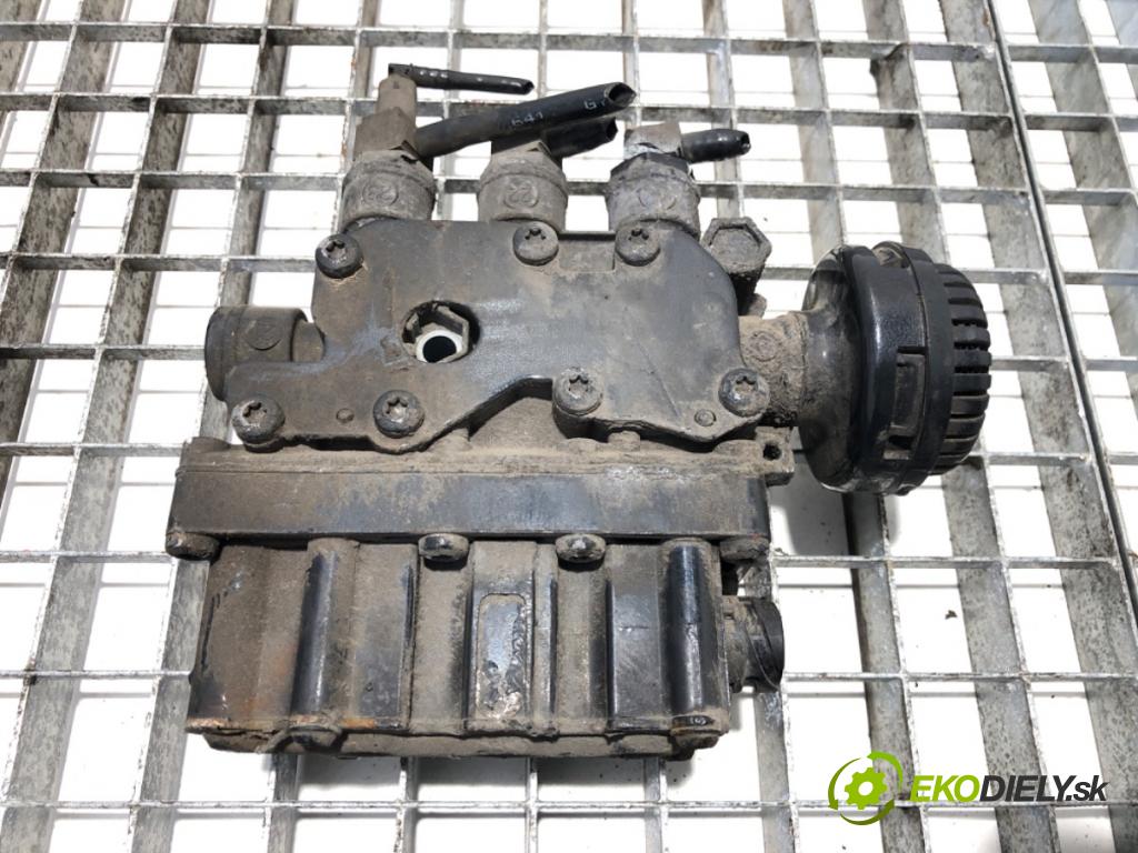 MAN TGX I Pojazd komunalny 2016 324 kW 18.440 324 kW [441 KM] olej napędowy 2012 - 2022 12419 Ventil 81259026238 (Ventil)