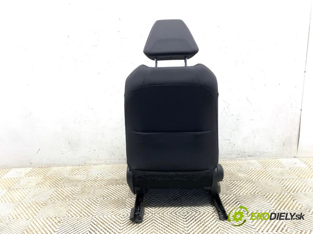 TOYOTA COROLLA E21 sedan 2022 90 kW 1.6 VVTi (ZRE210) 1598 Sedadlo pravy predný