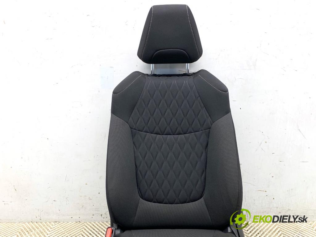 TOYOTA COROLLA E21 sedan 2022 90 kW 1.6 VVTi (ZRE210) 1598 Sedadlo ľavy predný