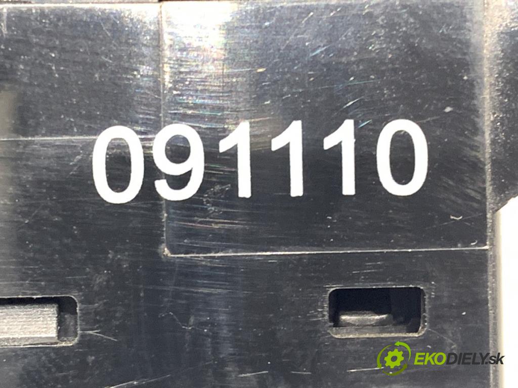 FORD MONDEO MK4 liftback 2010 92 kW 1.8 TDCi 1753 Prepínač okien  (Prepínacie páčky pod volantom)