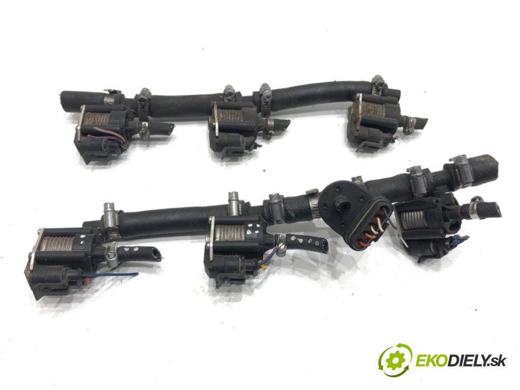 FORD MONDEO MK3 liftback 2003 166 kW ST220 2967 vstrekovač LPG 67R-017294