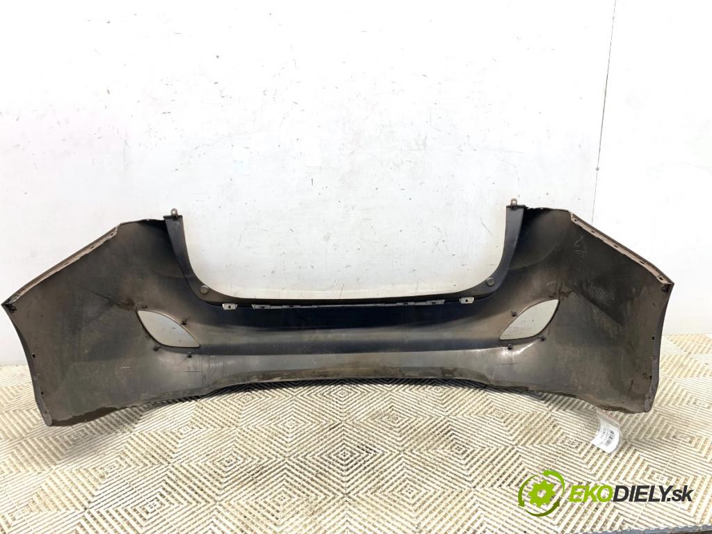 HYUNDAI i30 liftback 2015 66 kW 1.4 CRDi 1396 nárazník zadní část  (Klika dveří ostatní)