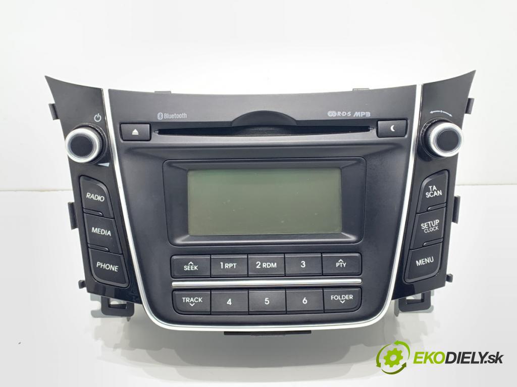 HYUNDAI i30 liftback 2015 66 kW 1.4 CRDi 1396 RADIO 96170-A6210 (Audio zariadenie)