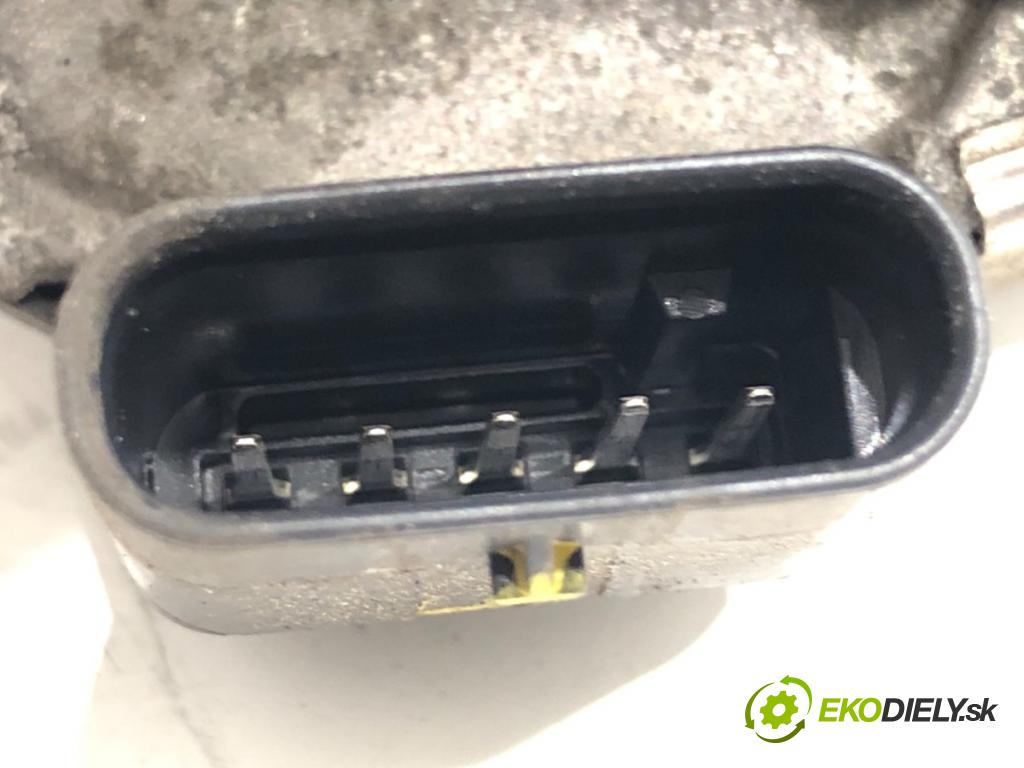 HYUNDAI i30 liftback 2015 66 kW 1.4 CRDi 1396 Škrtiaca klapka 35100-2A600 (Škrtiaca klapka)