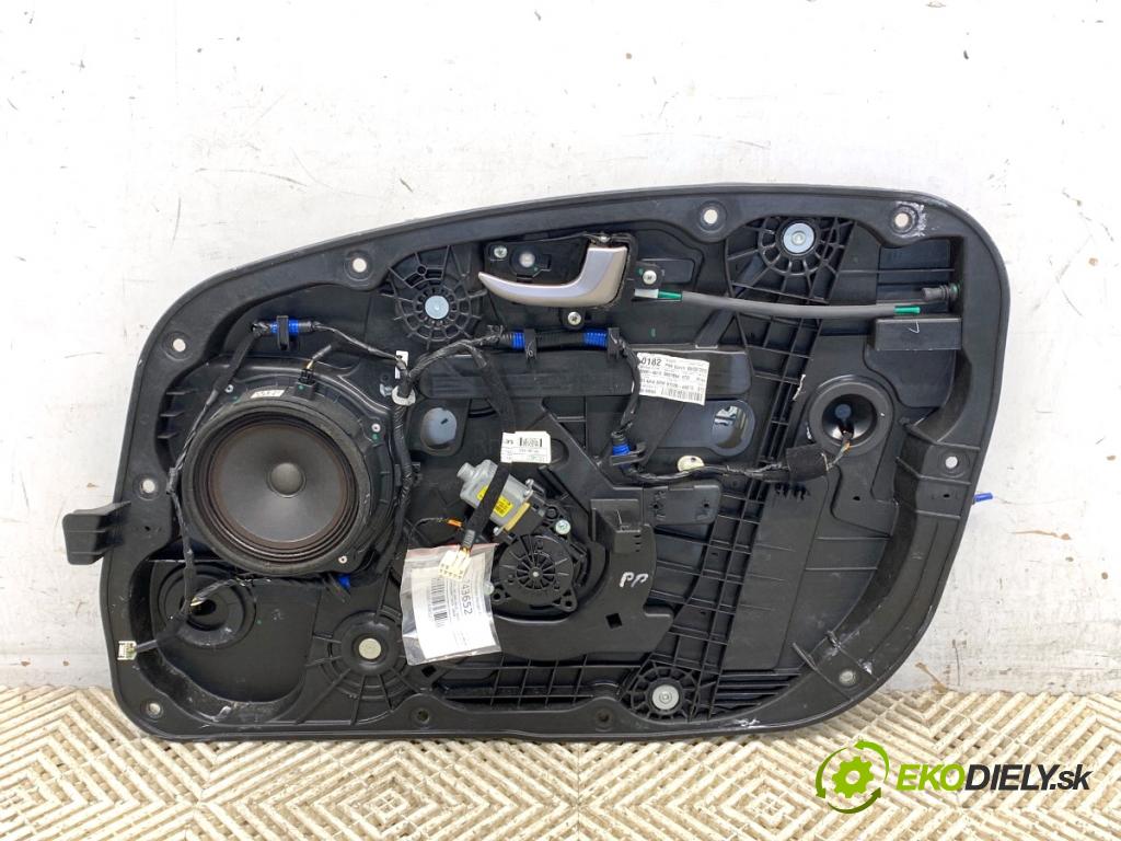 HYUNDAI i30 liftback 2015 66 kW 1.4 CRDi 1396 mechanismus okna pravý přední část 82480-A6010