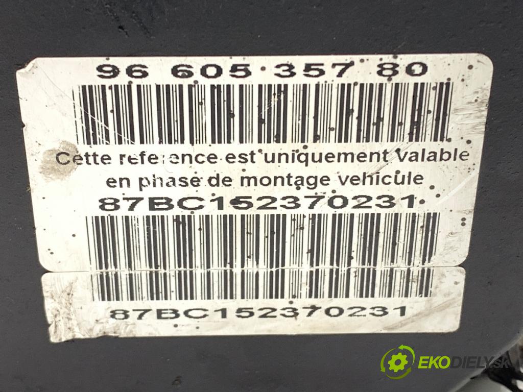 PEUGEOT 307 CC kabriolet 2005 100 kW 2.0 HDi 135 1997 pumpa ABS 0265950374 (Pumpy brzdové)