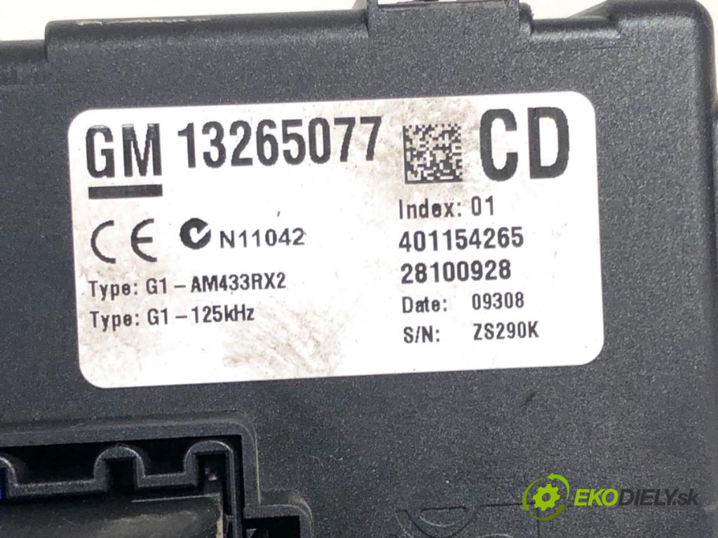 OPEL CORSA D liftback 2008 44 kW 1.0 (L08, L68) 998 modul BSI 13265077 (Pojistkové skříňky)
