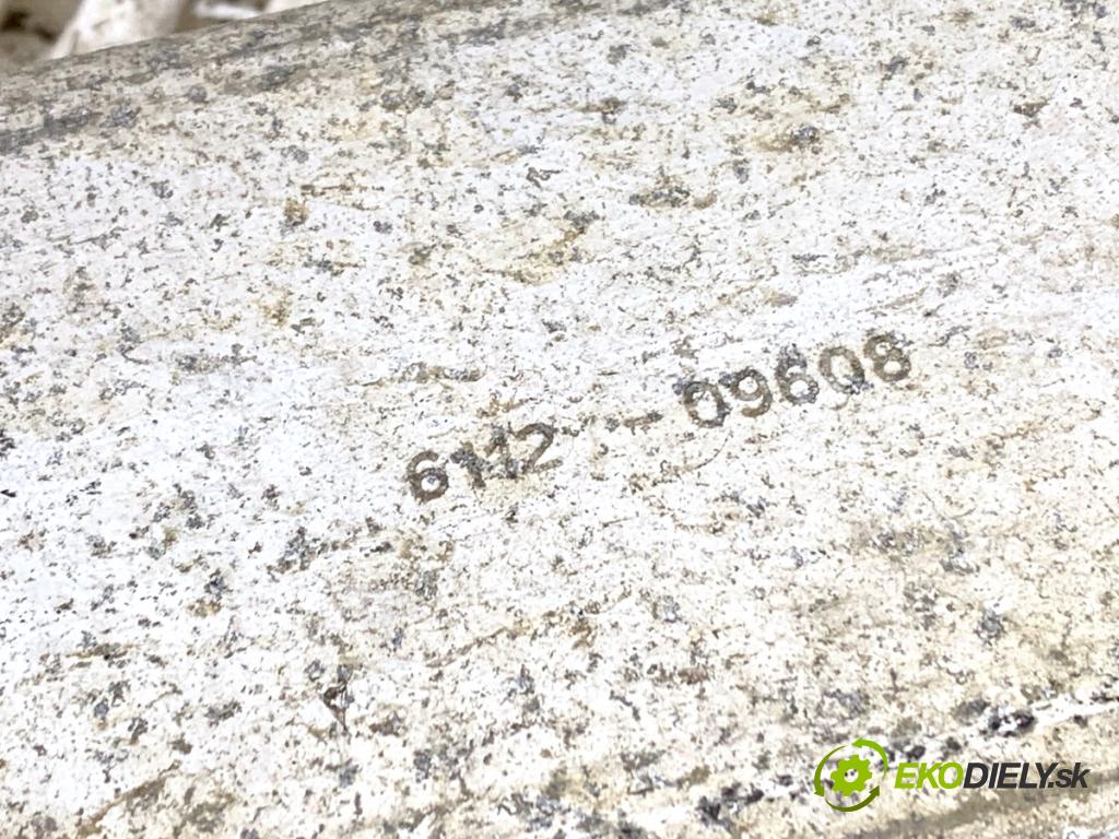 OPEL CORSA D liftback 2008 44 kW 1.0 (L08, L68) 998 výztuha nárazníka přední část  (Výztuhy přední)