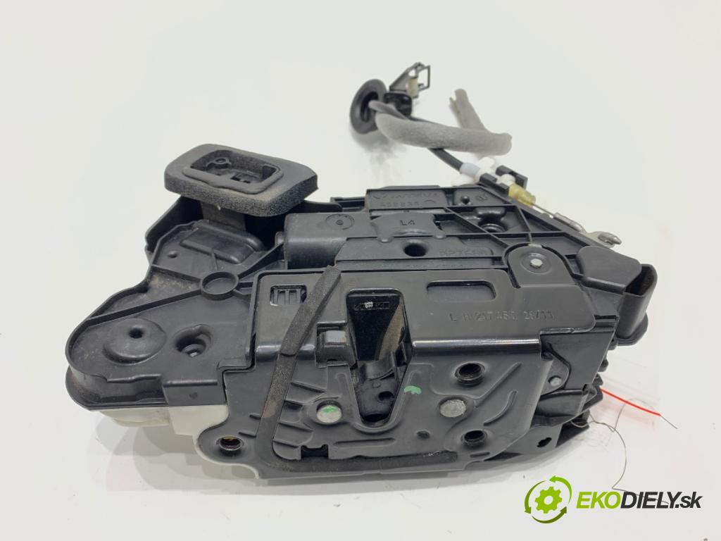 VW POLO V liftback 2012 51 kW 1.2 1198 zámok dveře levý přední část 5K1837015D