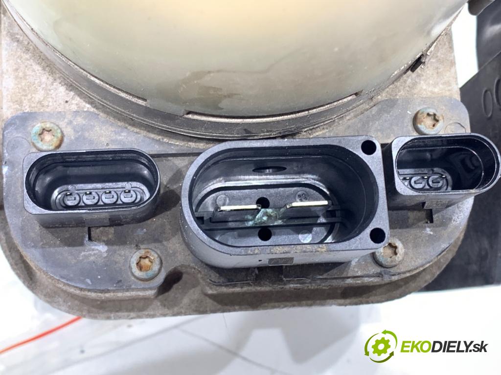 VW POLO V liftback 2012 51 kW 1.2 1198 pumpa servočerpadlo 6R0423156B (Servočerpadlá, pumpy řízení)