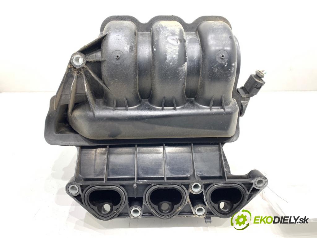 VW POLO V liftback 2012 51 kW 1.2 1198 potrubí sání 03E129711F (Sací potrubí)