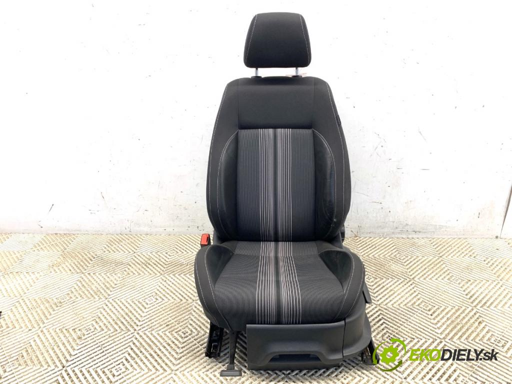 VW POLO V liftback 2012 51 kW 1.2 1198 Sedadlo ľavy predný 