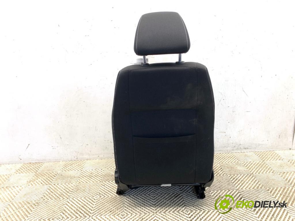 VW POLO V liftback 2012 51 kW 1.2 1198 Sedadlo ľavy predný