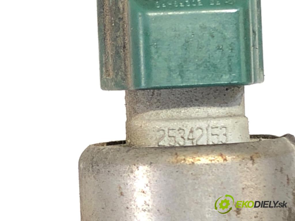 NISSAN MICRA K12 liftback 2005 59 kW 1.2 16V 1240 Snímač variabilný fázy  (Snímač)