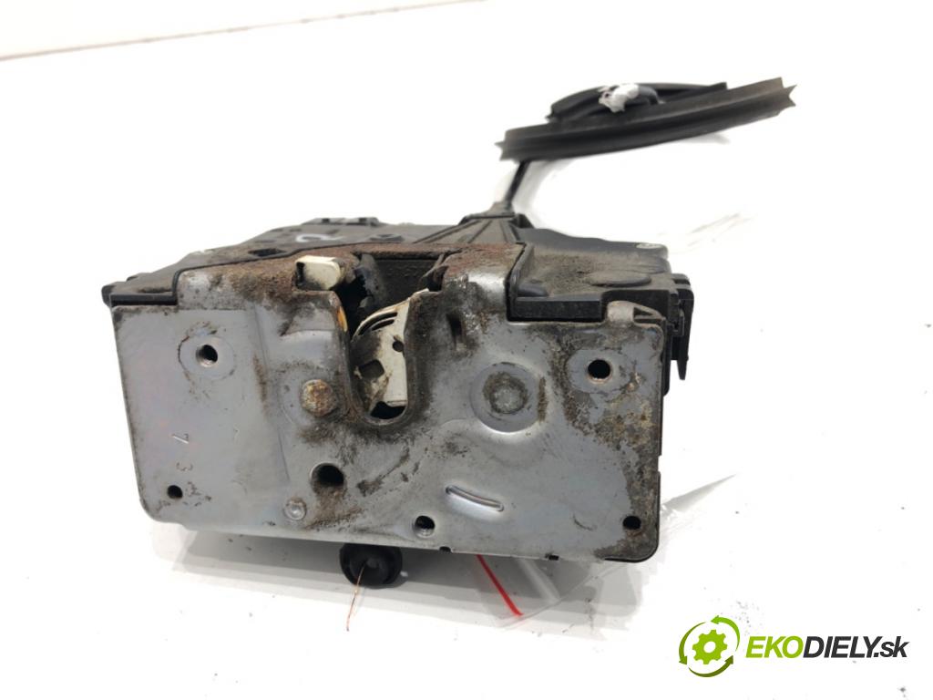 OPEL CORSA D liftback 2008 59 kW 1.2 (L08, L68) 1229 zámok dveře levý přední část 13258270