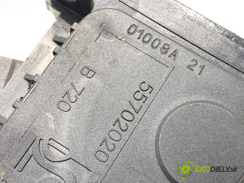 OPEL CORSA D liftback 2008 59 kW 1.2 (L08, L68) 1229 Potenciometer plynu 55702020 (Potenciometer plynového pedálu)