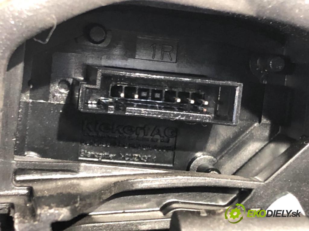 BMW F11 Kombi 2010 135 kW 520 d 1995 zámok dveře pravý zadní část 7202148