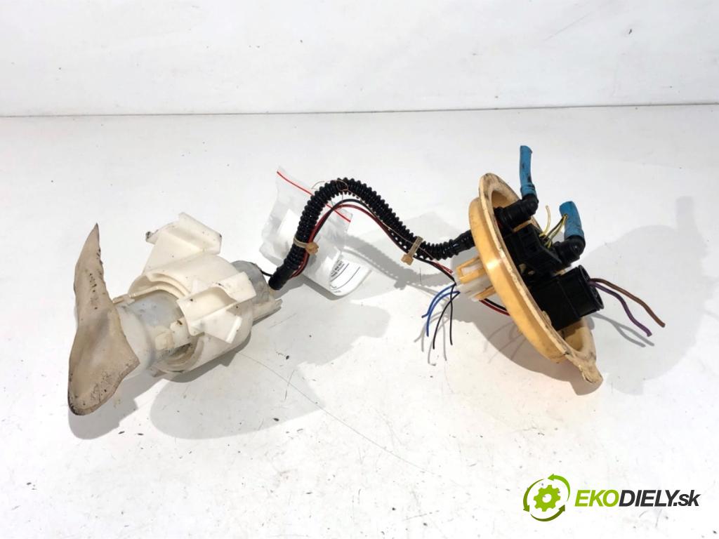 BMW F11 Kombi 2010 135 kW 520 d 1995 pumpa paliva 7217065