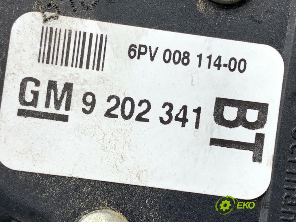 OPEL ZAFIRA B Nadwozie pełne/minivan 2006 110 kW 1.9 CDTI VAN (M75) 1910 Potenciometer plynu 9202341 (Potenciometer plynového pedálu)