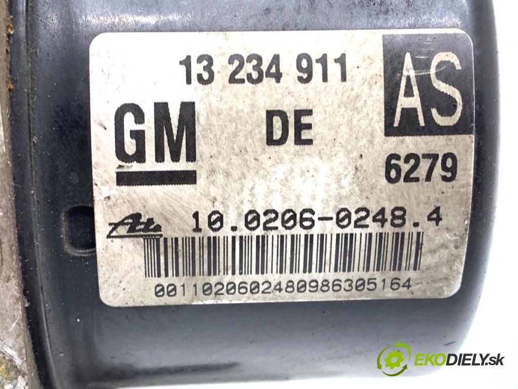 OPEL ZAFIRA B Nadwozie pełne/minivan 2006 110 kW 1.9 CDTI VAN (M75) 1910 Pumpa ABS 13234911 (Pumpa ABS)
