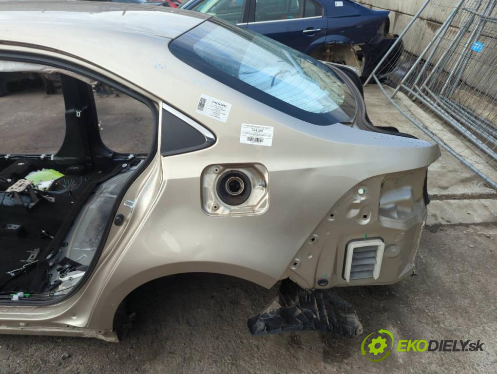 TOYOTA COROLLA E21 sedan 2022 90 kW 1.6 VVTi (ZRE210) 1598 KAROSERIA ČTVRŤÁK blatník zadní část levý pravý práh střecha PODŁUŻNICA levý pravý