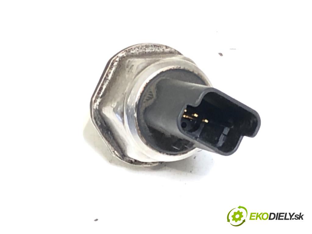 FORD MONDEO MK4 liftback 2010 92 kW 1.8 TDCi 1753 Snímač tlaku paliva 5WS40039 (Snímač)