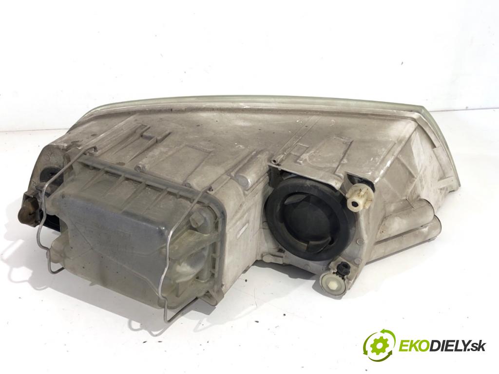 SKODA OCTAVIA II liftback 2005 85 kW 1.6 FSI 1598 Svetlomet ľavy predný