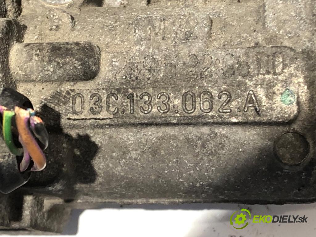 SKODA OCTAVIA II liftback 2005 85 kW 1.6 FSI 1598 Škrtiaca klapka 03C133062A (Škrtiaca klapka)