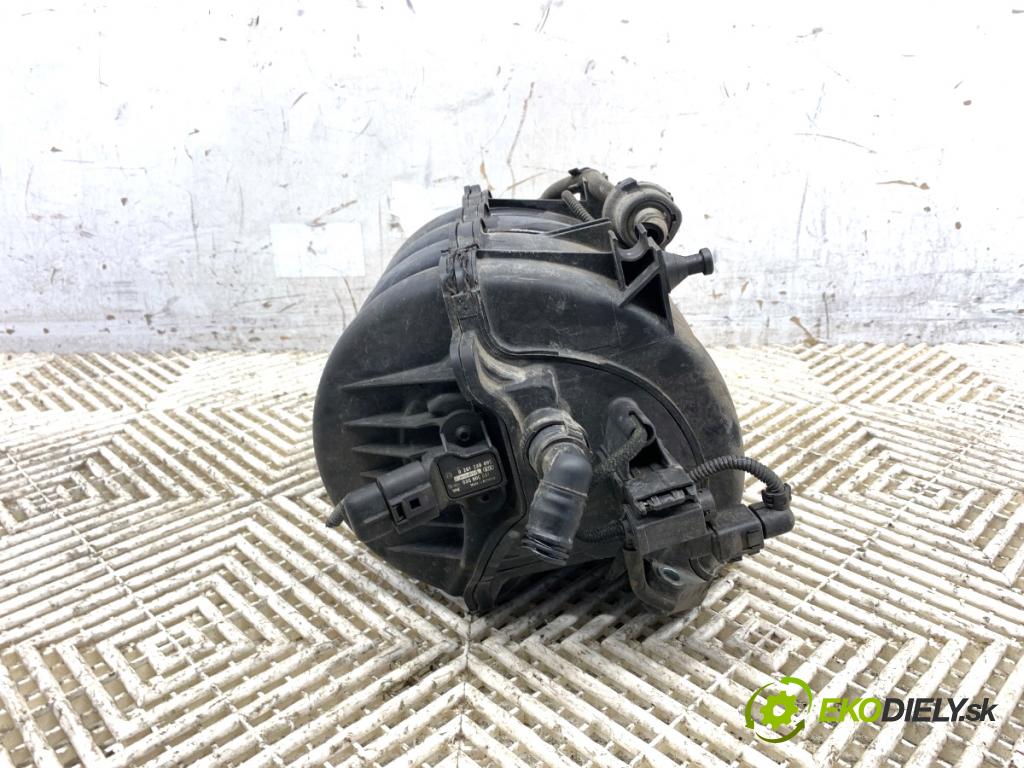 SKODA OCTAVIA II liftback 2005 85 kW 1.6 FSI 1598 Potrubie sacie, sanie 03C129711F (Sacie potrubie)