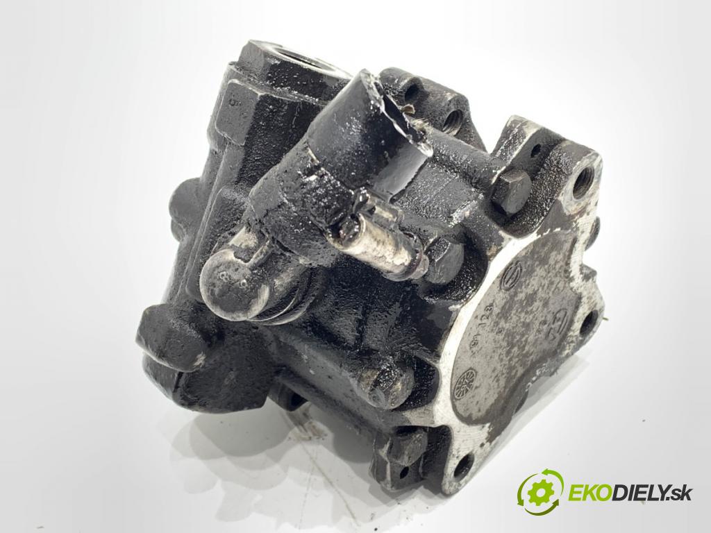 VW PASSAT B5 sedan 1997 66 kW 1.9 TDI 1896 Pumpa servočerpadlo 8D0145155Q (Servočerpadlo)