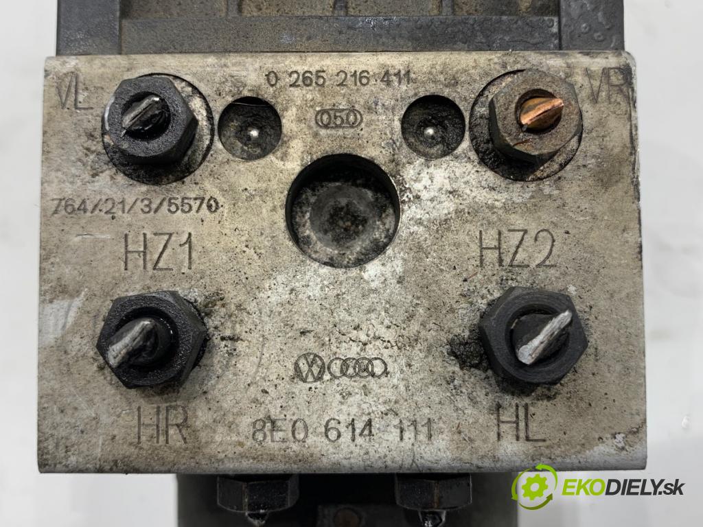 VW PASSAT B5 sedan 1997 66 kW 1.9 TDI 1896 Pumpa ABS 8E0614111 (Pumpa ABS)