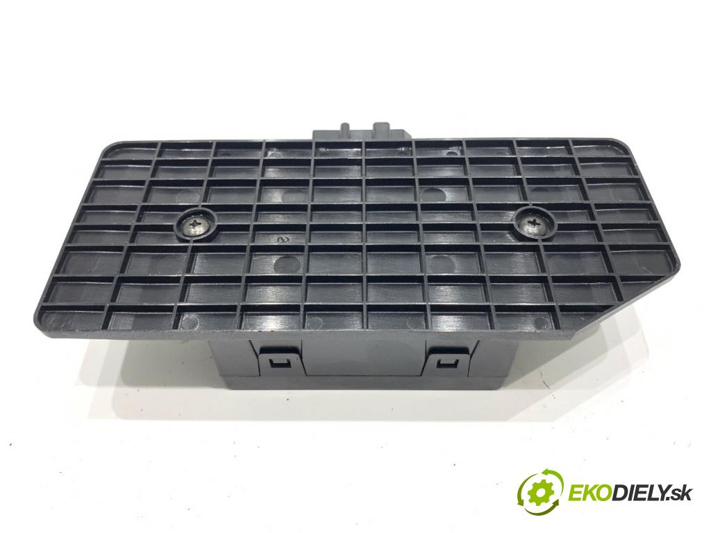 VW PASSAT B5 sedan 1997 66 kW 1.9 TDI 1896 Modul komfortu 3B0959799 (Modul komfortu)