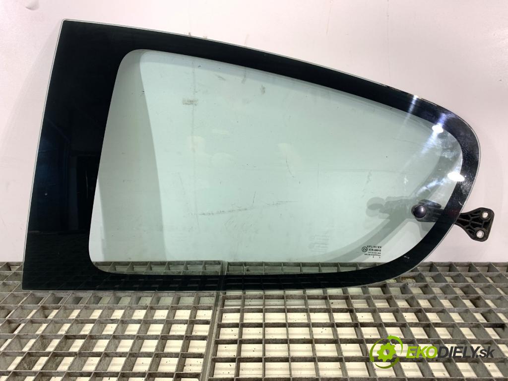 PEUGEOT 107 liftback 2007 50 kW 1.0 998 Okno ľavy zad 