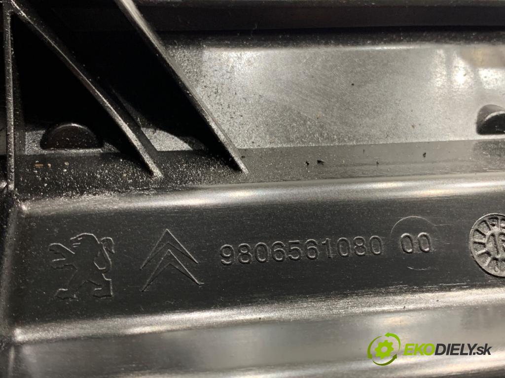 PEUGEOT 208 I liftback 2016 55 kW 1.6 HDi / BlueHDi 75 1560 obal filtra vzduchu 9806561080 (Kryt vzduchového filtru)