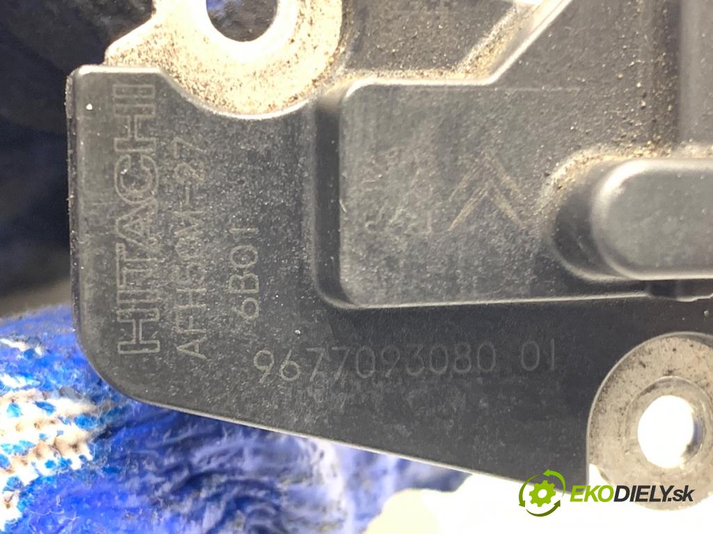 PEUGEOT 208 I liftback 2016 55 kW 1.6 HDi / BlueHDi 75 1560 Váha vzduchu 9677093080 (Váha vzduchu)