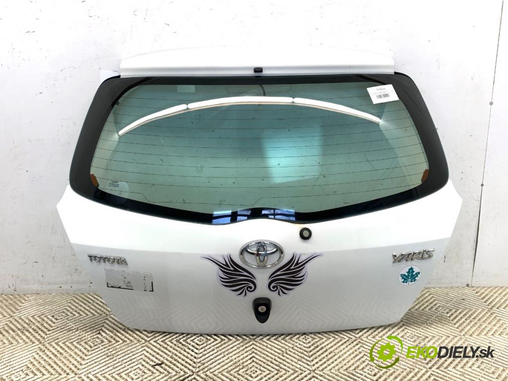 TOYOTA YARIS II liftback 2007 51 kW 1.0 VVT-i (KSP90_) 998 kapota zadní část 