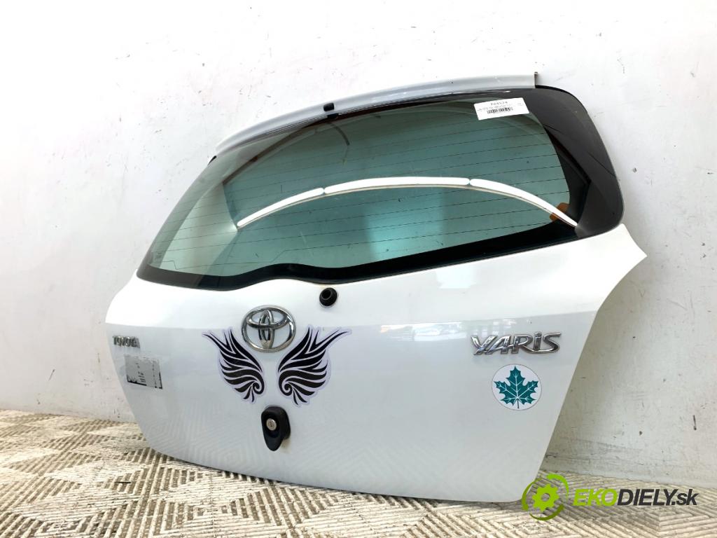 TOYOTA YARIS II liftback 2007 51 kW 1.0 VVT-i (KSP90_) 998 kapota zadní část