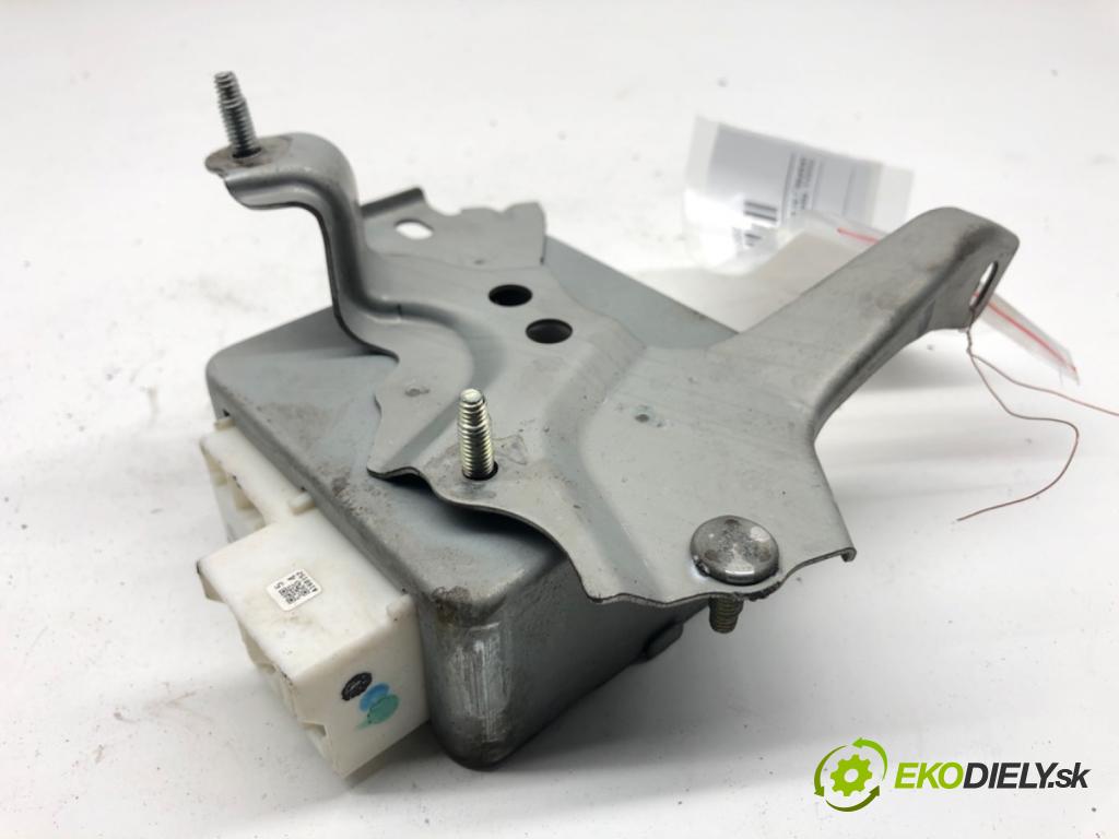 TOYOTA YARIS II liftback 2007 51 kW 1.0 VVT-i (KSP90_) 998 Modul servočerpadlo 89650-0D110 (Riadiaca jednotka ostatné)