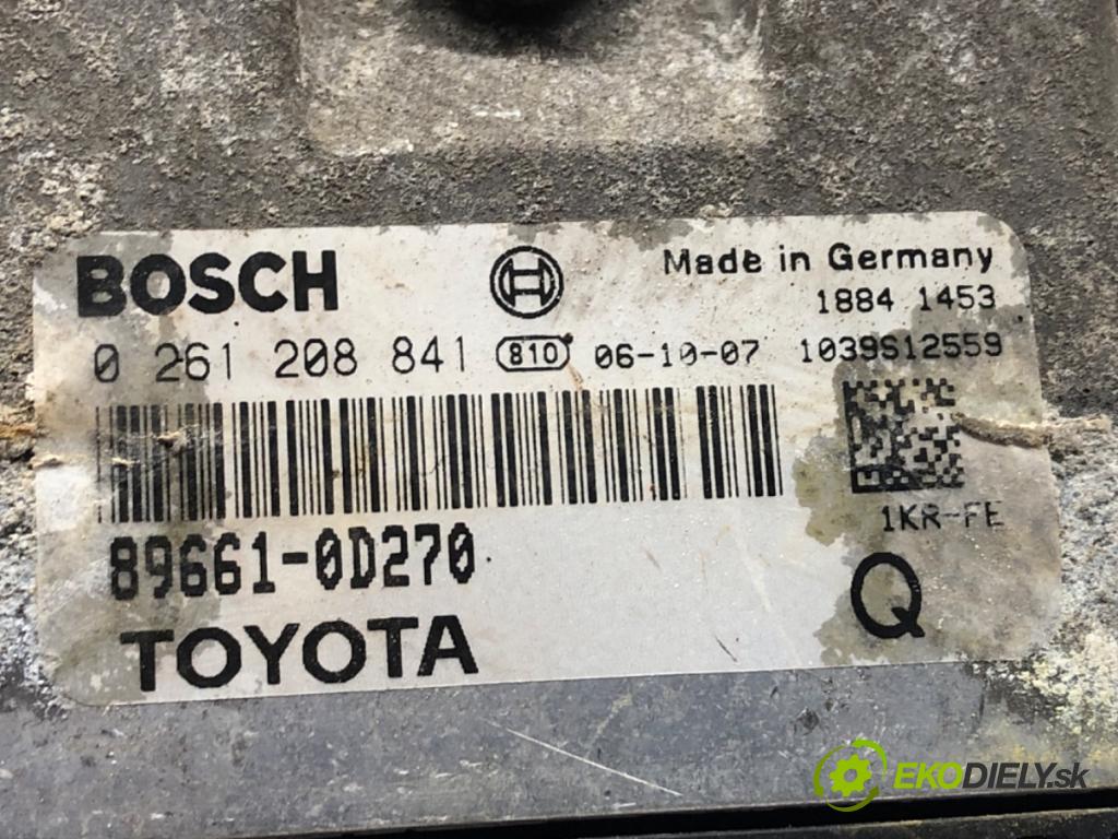 TOYOTA YARIS II liftback 2007 51 kW 1.0 VVT-i (KSP90_) 998 riadiaca jednotka Motor 0261208841 (Riadiaca jednotka)