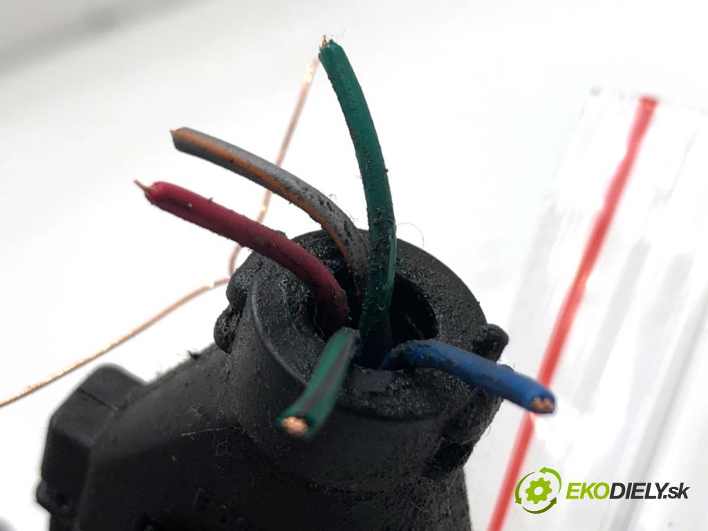 HYUNDAI SANTE FE I SUV 2001 107 kW 2.4 16V 4x4 2351 Váha vzduchu 0280218020 (Váha vzduchu)