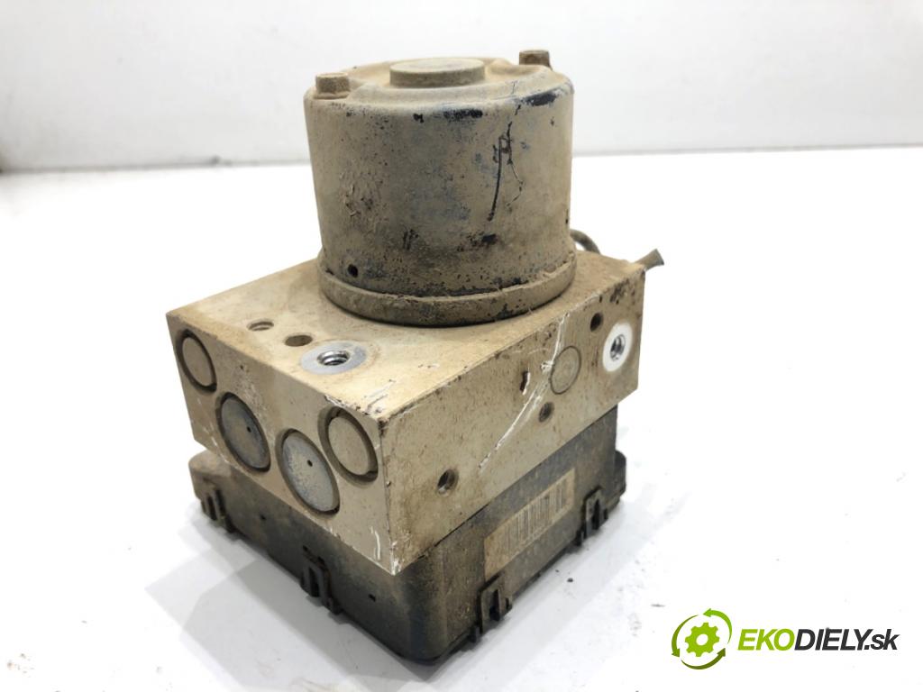 HYUNDAI SANTE FE I SUV 2001 107 kW 2.4 16V 4x4 2351 Pumpa ABS 95660-26500 (Pumpa ABS)