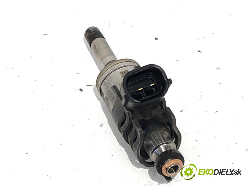 TOYOTA COROLLA E21 Kombi 2020 112 kW 2.0 Hybrid (MZEH12) 1987 vstrekovač 23250-F2050 (Vstrekovač paliva)