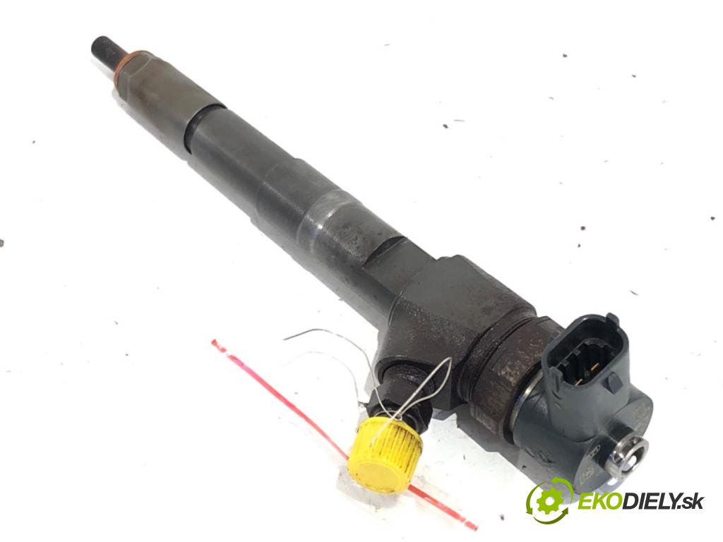 FIAT TIPO sedan 2016 88 kW 1.6 D (356SXG1B) 1598 vstrekovač 0445110524 (Vstrekovač paliva)